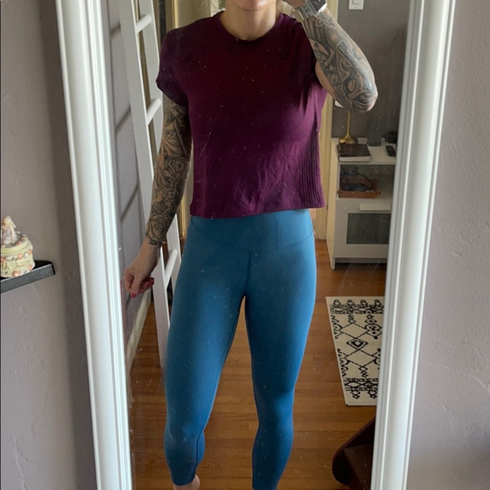 Lululemon work out tee